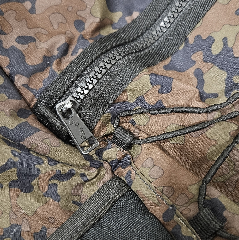 Billabong Men's Black and Brown Camouflage Backpack - Picture 4 of 7